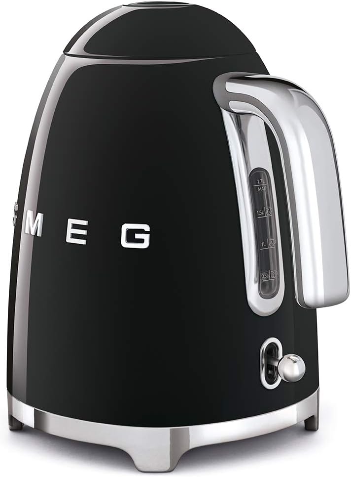 Smeg | Retro Iconic 50s 1.7 L Kettle / 7 Cups | 2400 Watts | Black