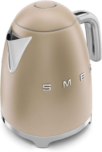 Smeg | Retro Iconic 50s 1.7 L Kettle / 7 Cups | 2400 Watts | Matte Gold