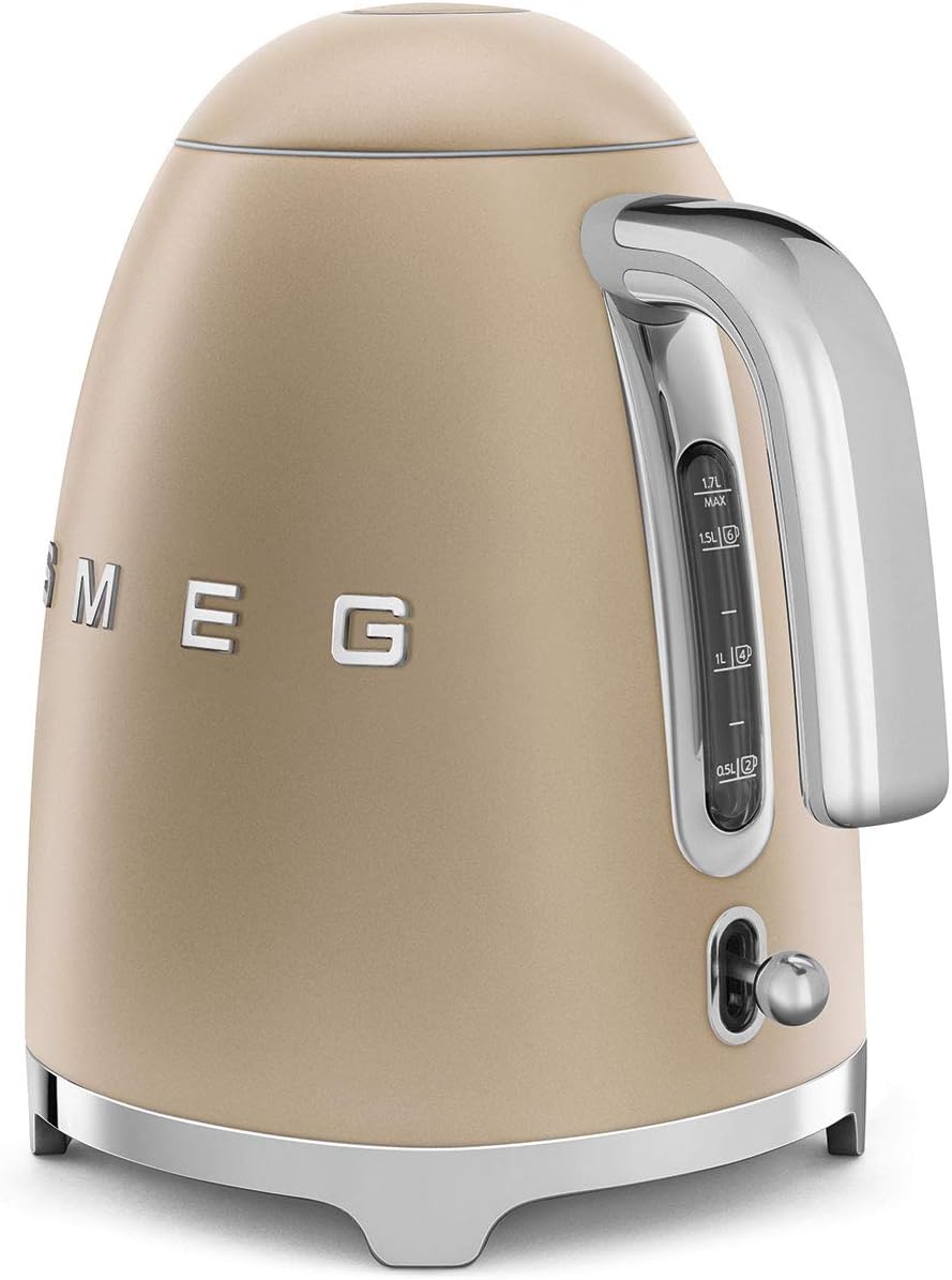 Smeg | Retro Iconic 50s 1.7 L Kettle / 7 Cups | 2400 Watts | Matte Gold