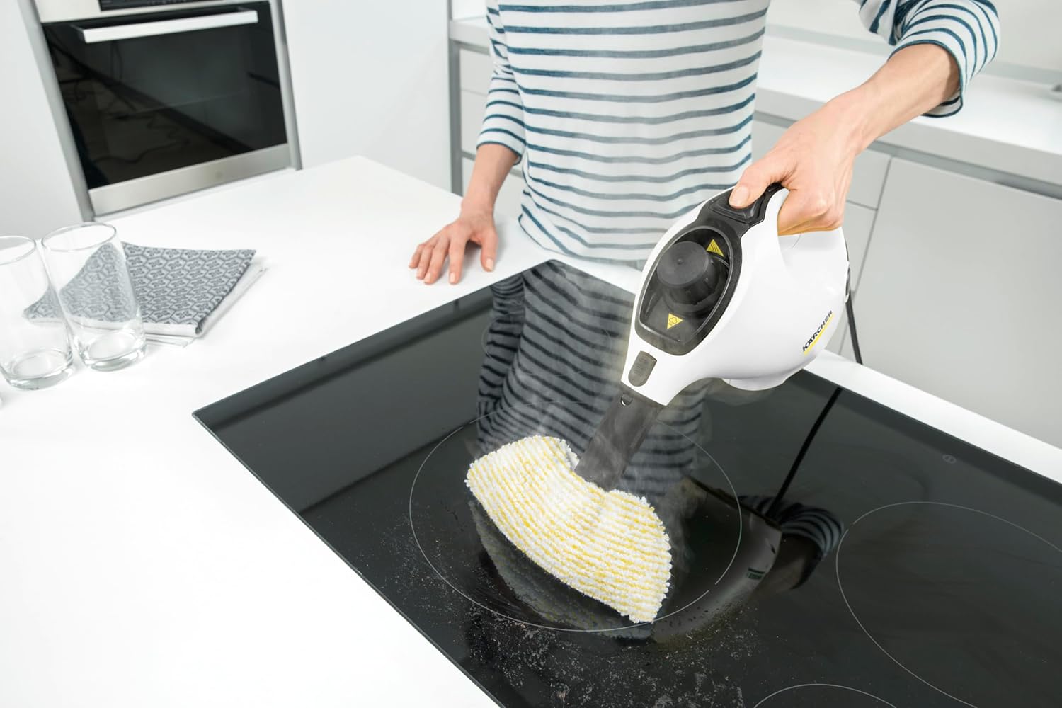 Karcher SC 1 EasyFix Steam Cleaner, Steam Pressure: 3 bar, Warm-up