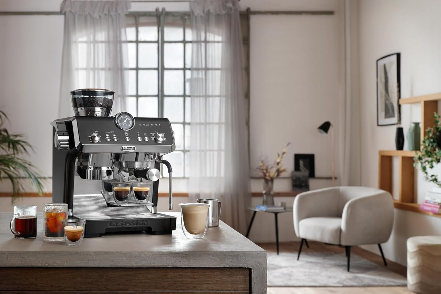 Delonghi La Specialista Opera Manual Coffee Machine, 2 Liters - 1550 Watt, Black - EC9555.BK