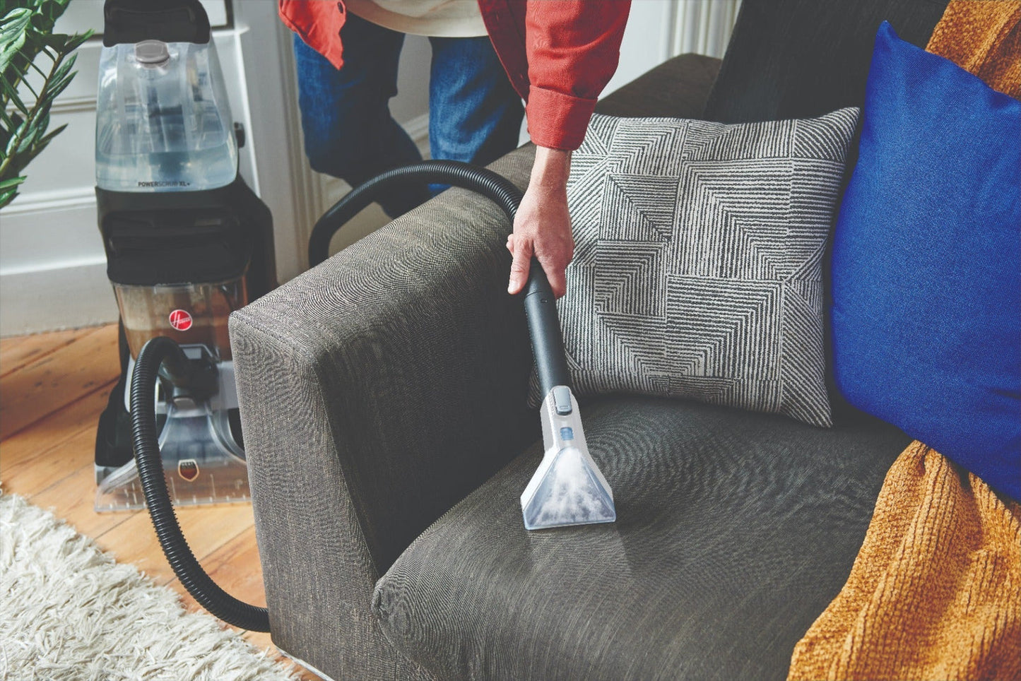 Hoover Carpet Washer Power Scrub Xl+ With Spinscrub Technology Quick Dry Time, FH68002, 4.5 L 1200 W CDCW-PSME Black/Silver
