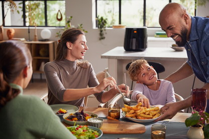 Philips Essential Air Fryer with Wi-Fi Connection, 6.2 Liters, 2000 Watt, Black - HD9280-91
